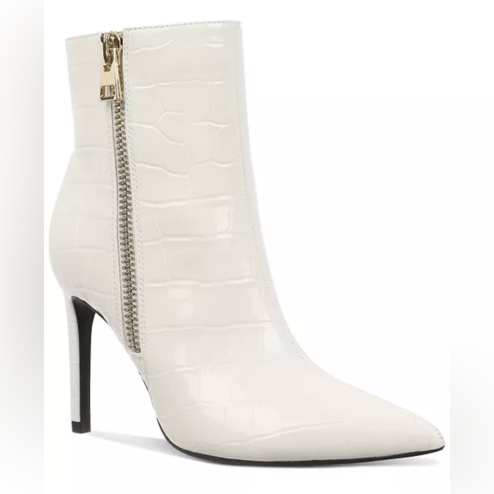 I.N.C. International Concepts Women's Sarishaa Zip Booties White Crock - Size: 9